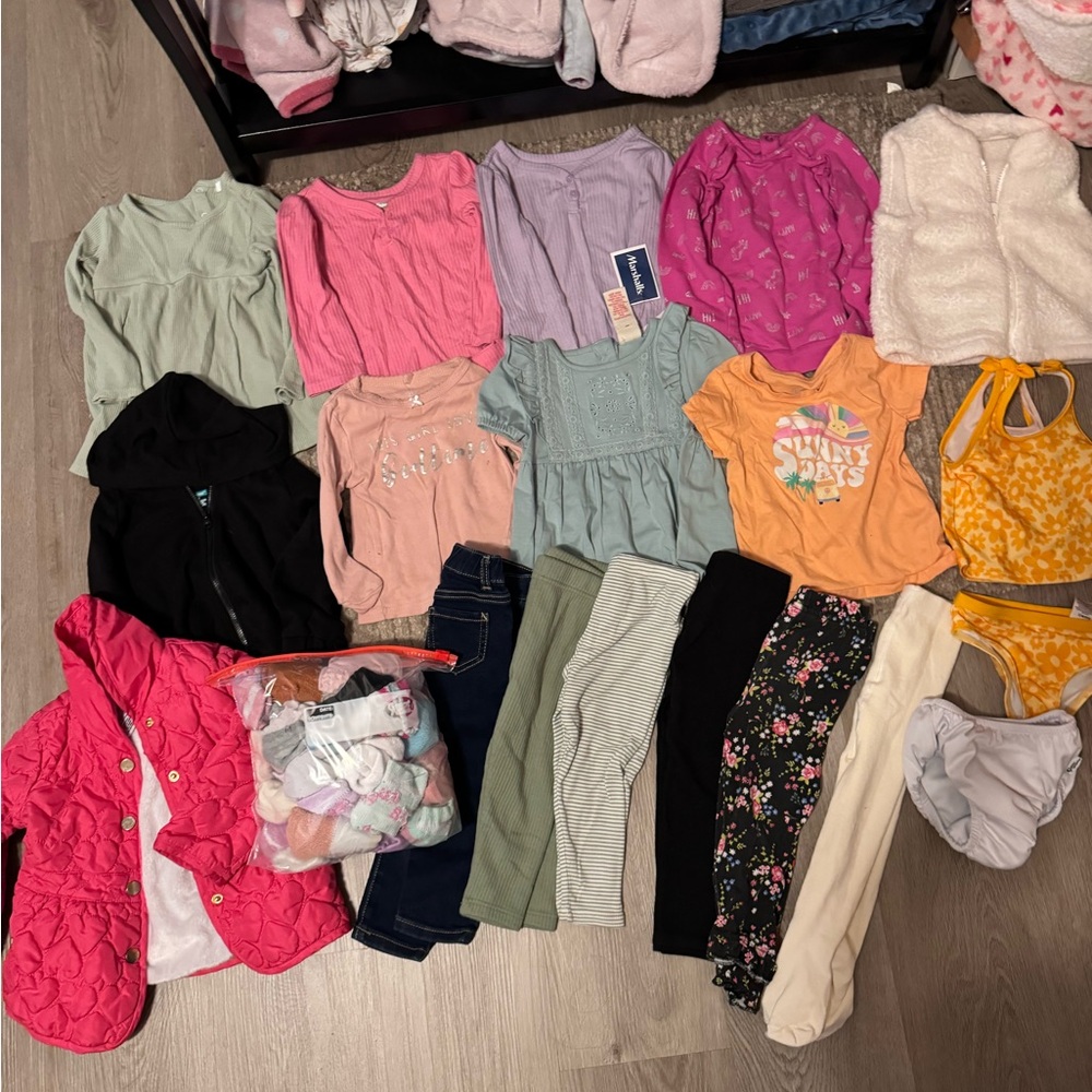 Kids Colorful Cltohes Bundle - Size 18 Months